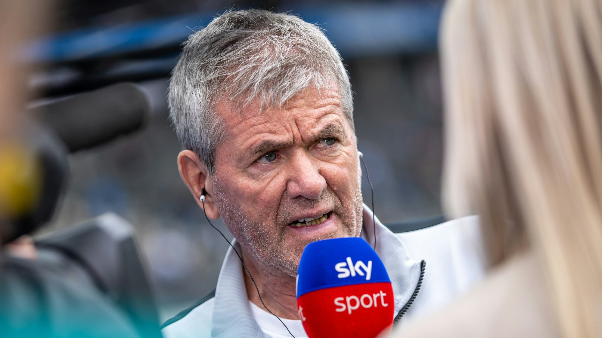 Friedhelm Funkel im Sky-Interview.