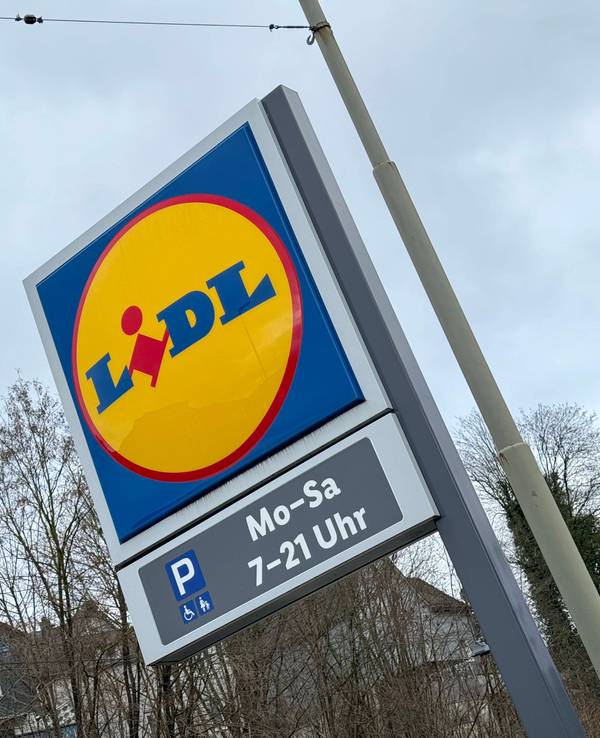Das Logo einer Lidl-Filiale.