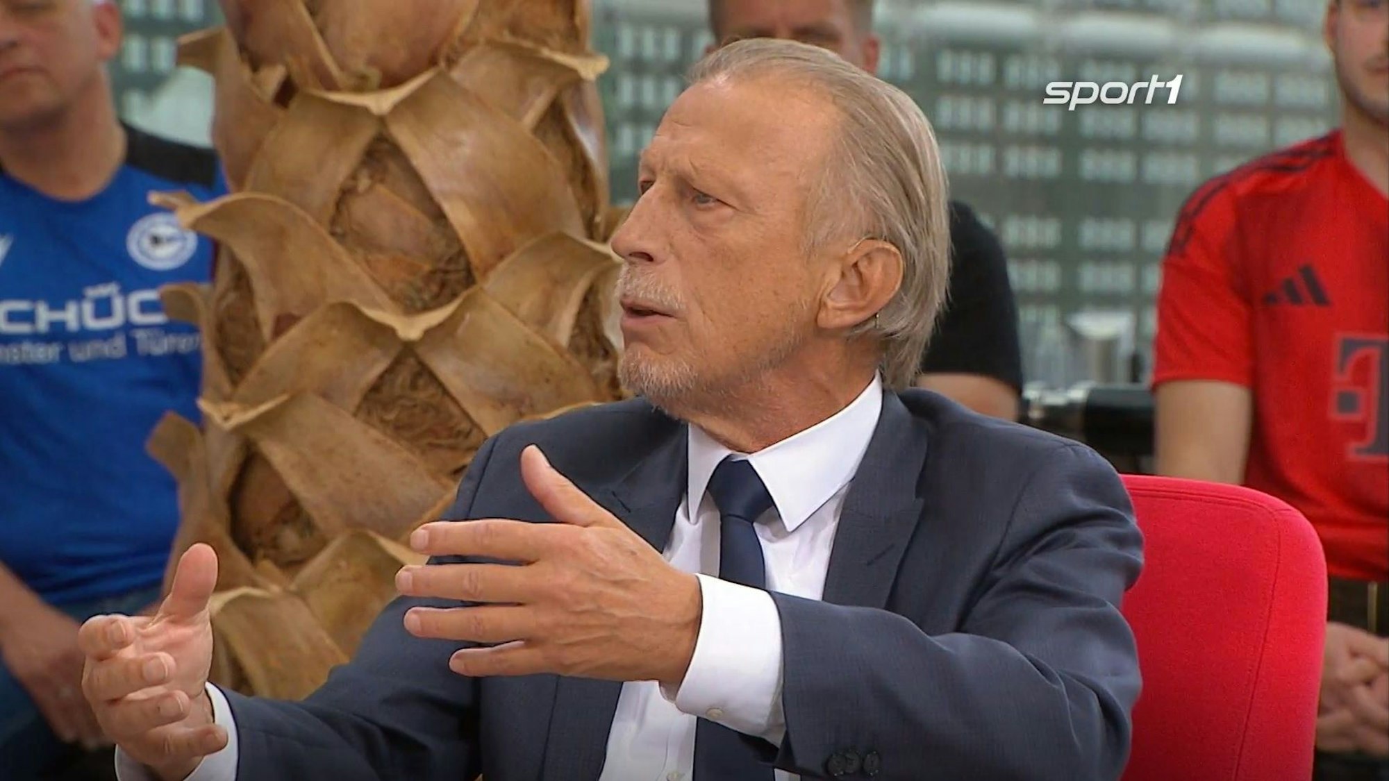 Christoph Daum spricht im Doppelpass auf Sport1 über den 1. FC Köln.