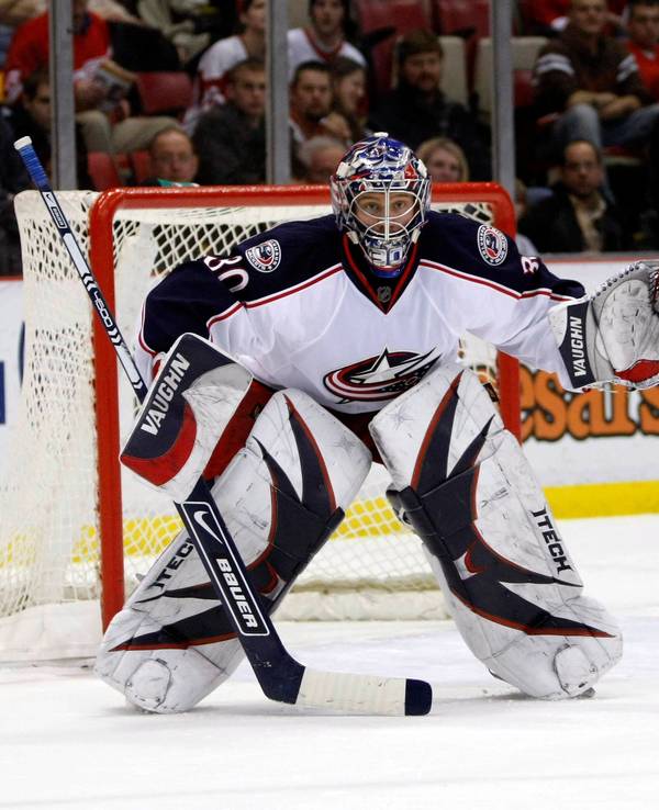 Fredrik Norrena in einem Spiel für die Columbus Blue Jackets gegen die Detroit Red Wings.