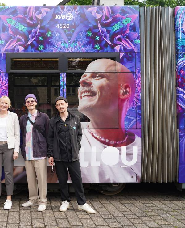 KVB gestaltet Stadtbahn für die Kölner Band Cat Ballou