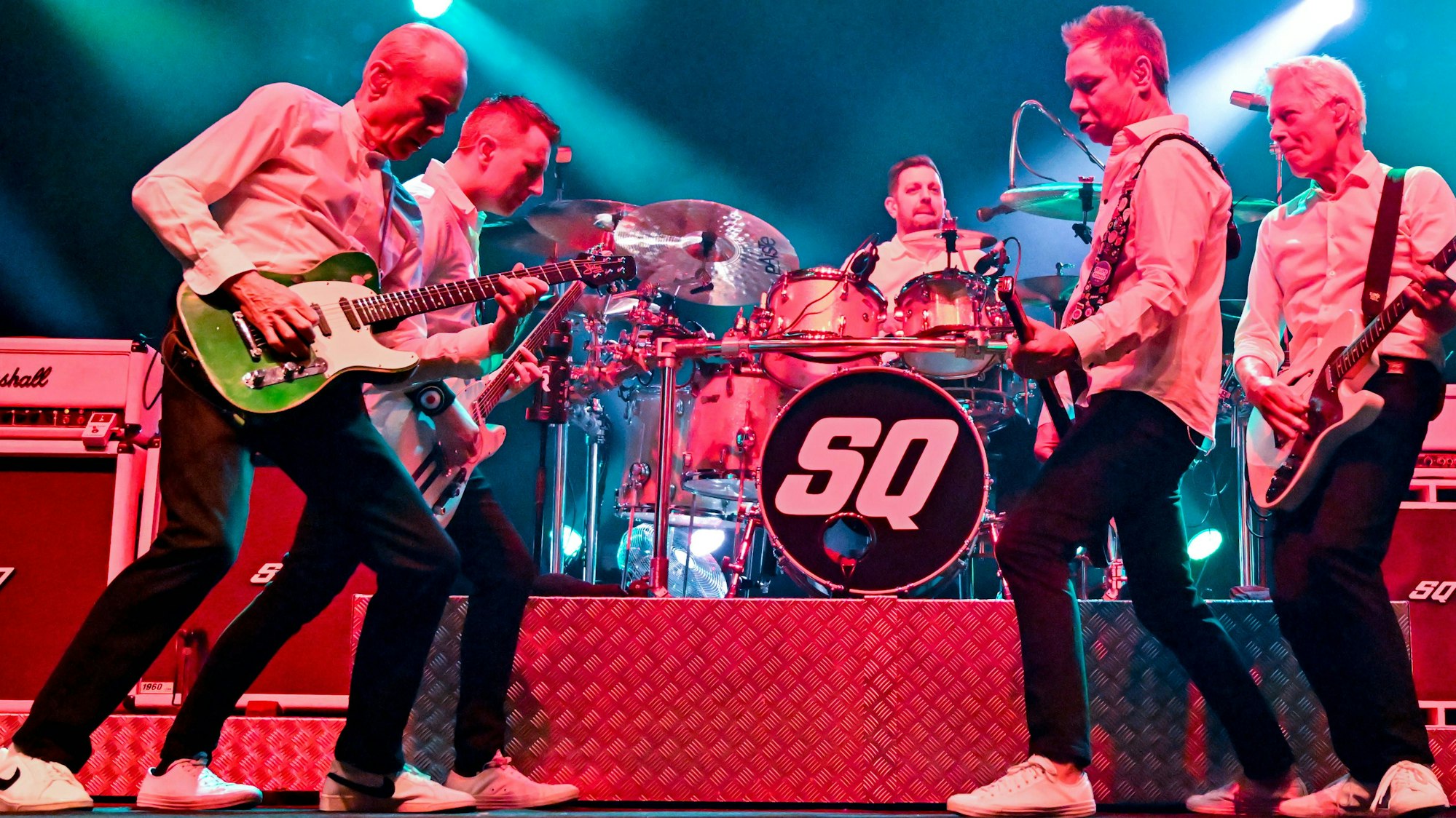 Status Quo bei einem Auftritt.