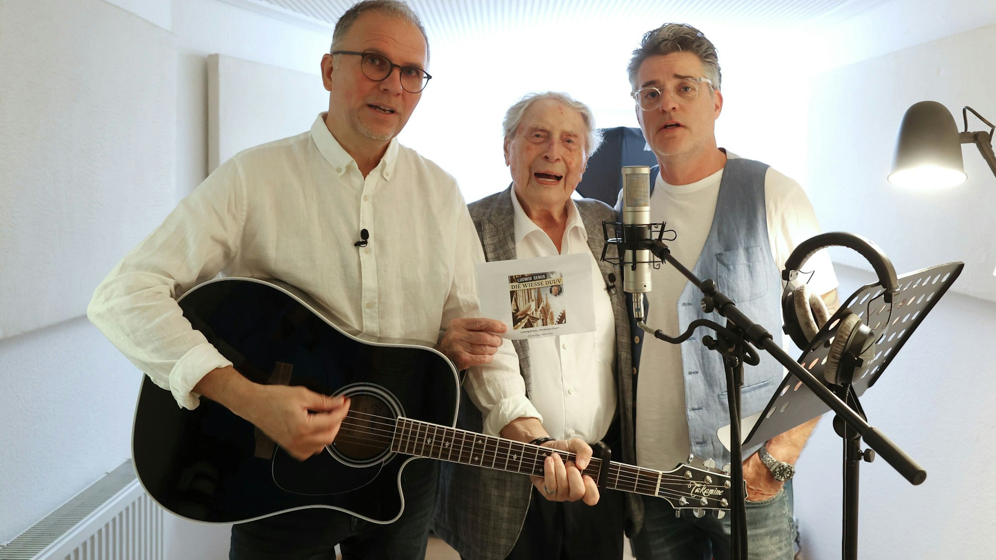Vorstellung neues Lied von Ludwig Sebus „Die wiesse Duuv“.