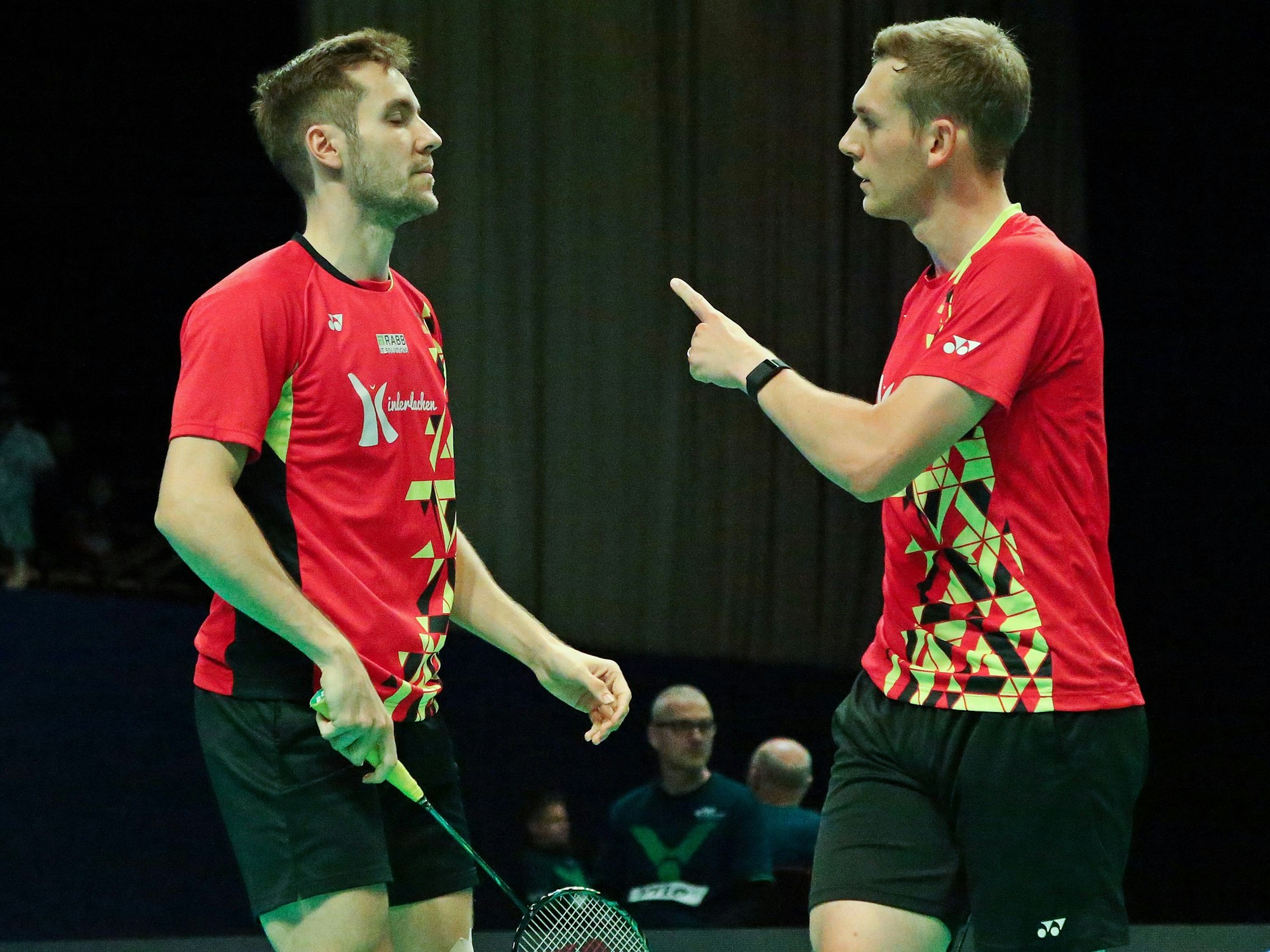 Mark Lamsfuß (l.) und Marvin Seidel (hier am 4. November 2022) haben sich für die Olympischen Spiele 2024 in Paris qualifiziert.