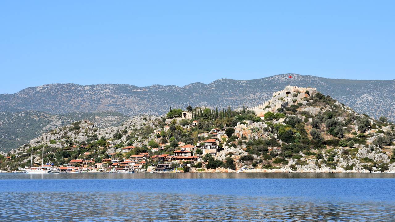 Kaleköy mit der mittelalterlichen Burg.