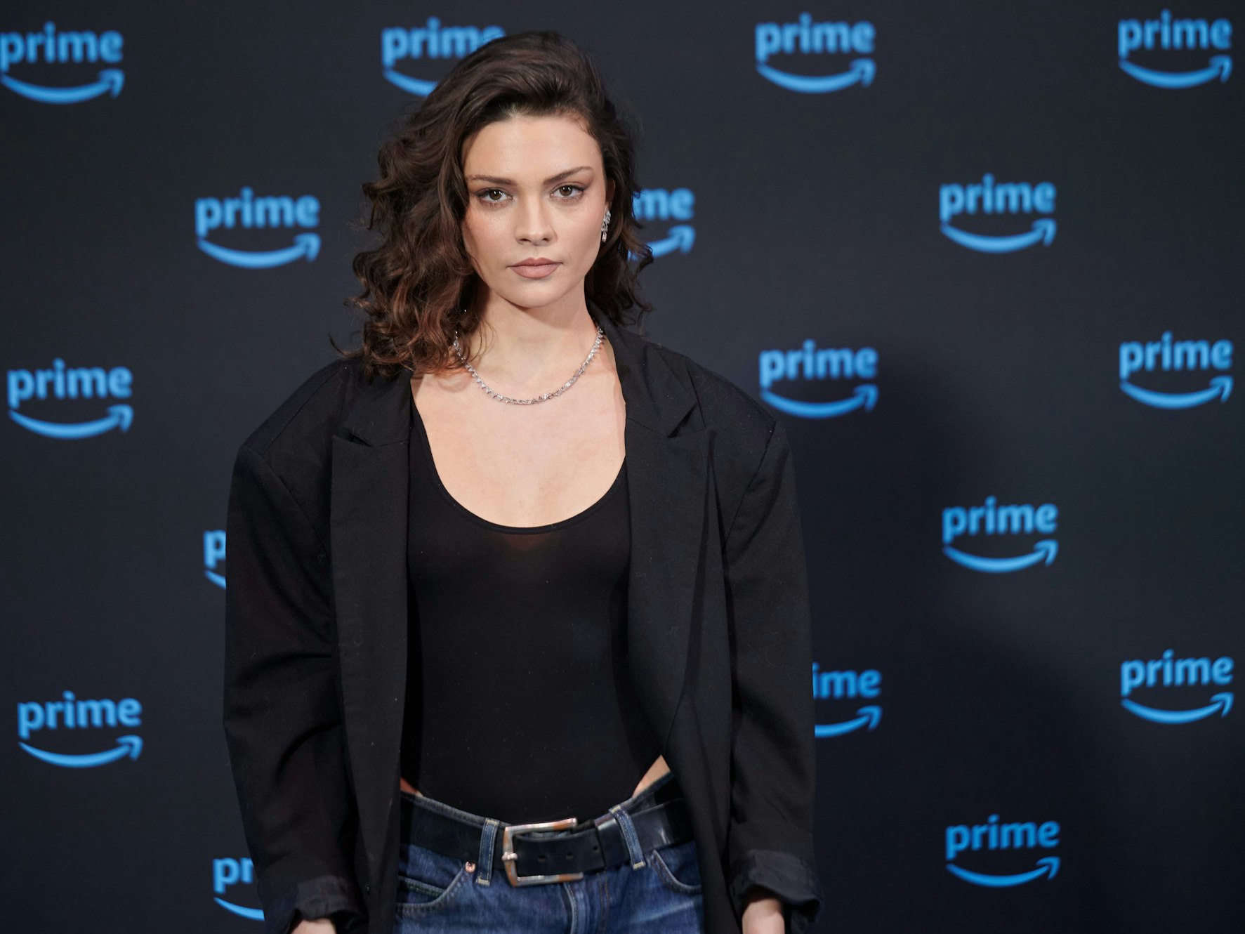 Schauspielerin Harriet Herbig-Matten kommt zur Jahres-Pressekonferenz von Prime Video ins WECC Berlin.