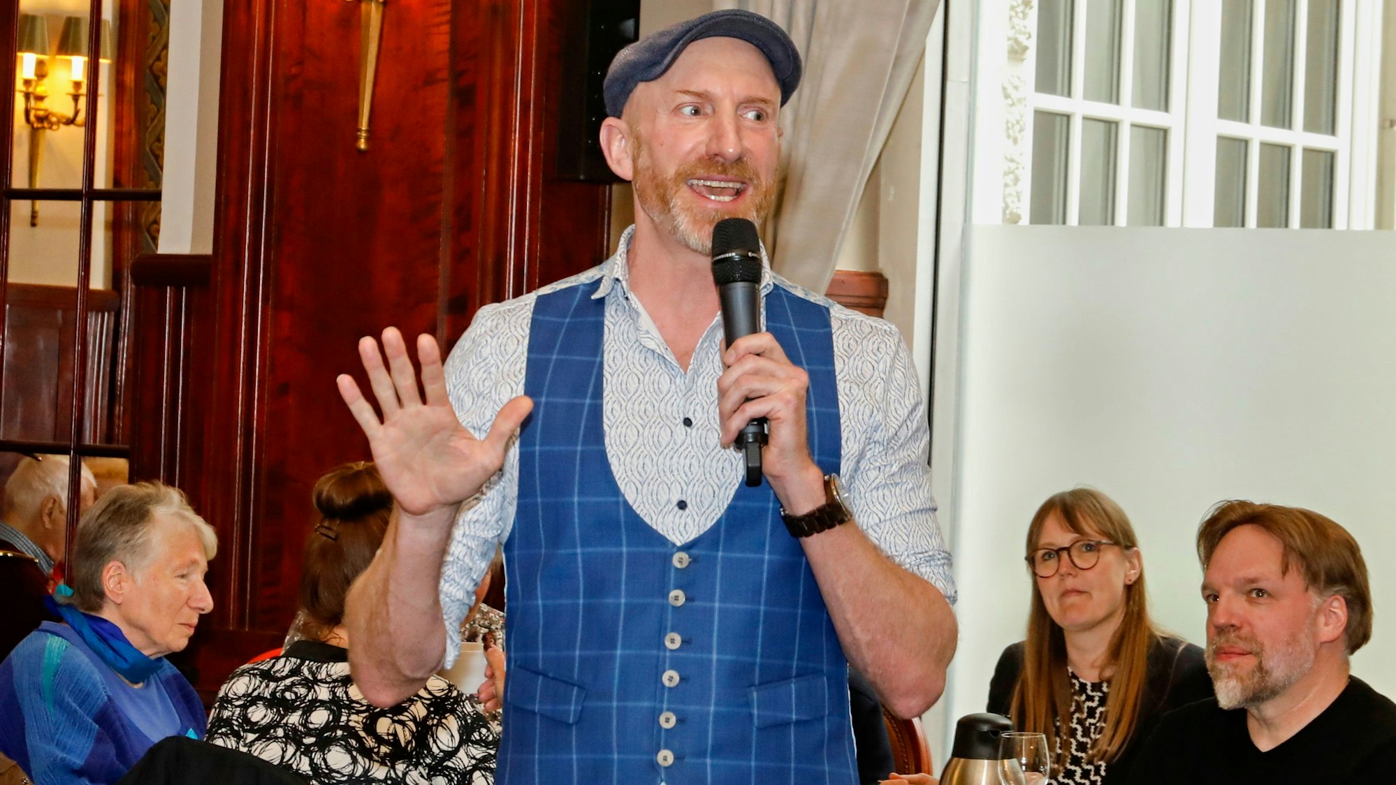 Martin Schopps bei der Kaffeefahrt.