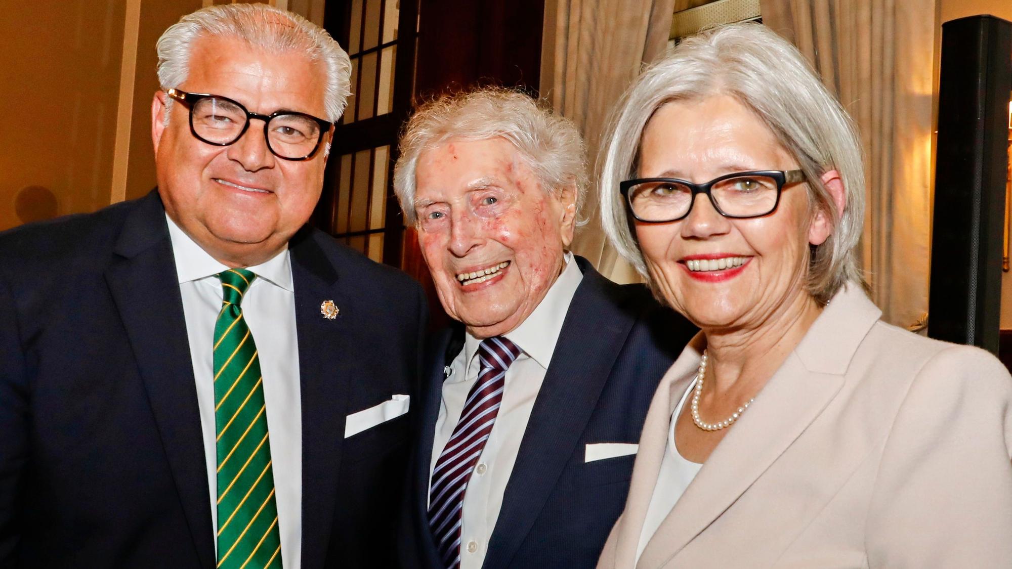 Hans-Georg Haumann mit Ludwig Sebus und Gabriele Patzke.
