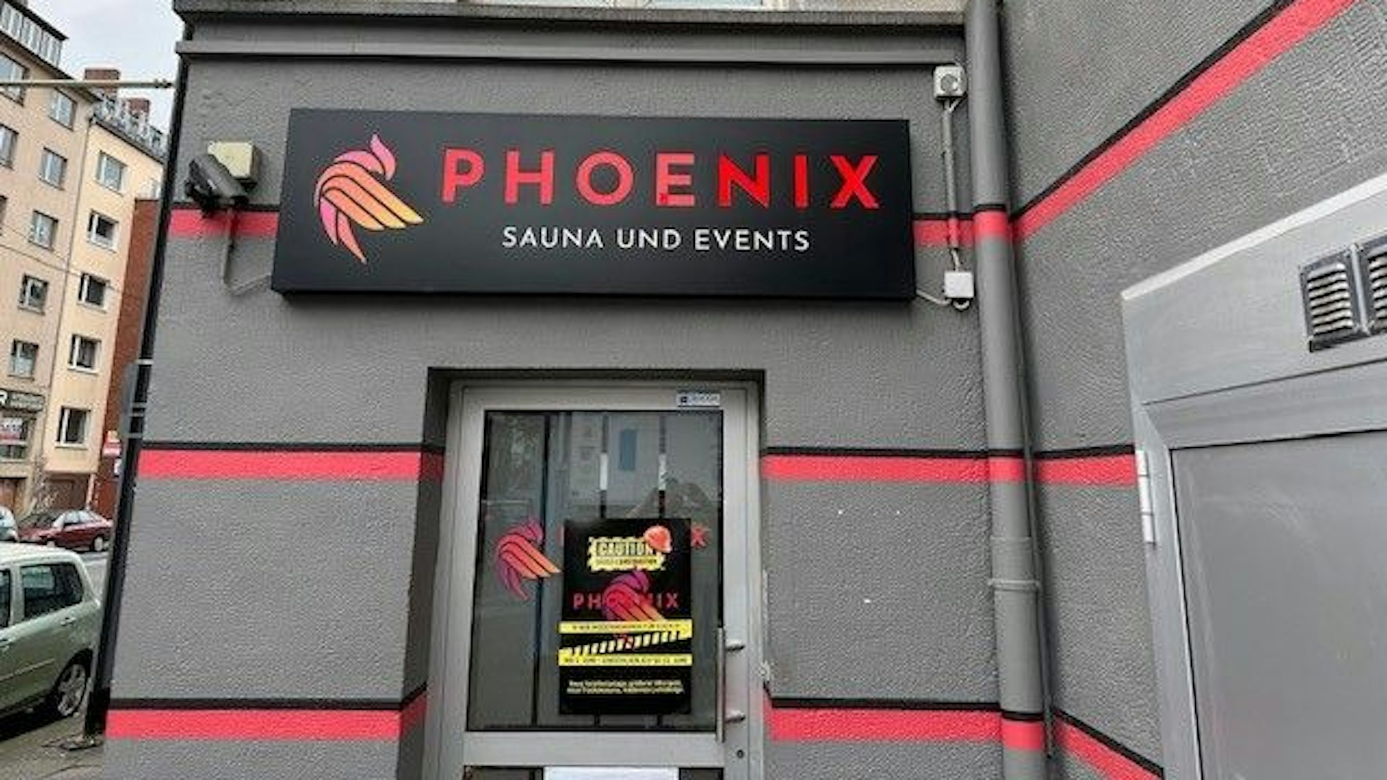 Der Eingang zur Phoenix-Sauna in Köln