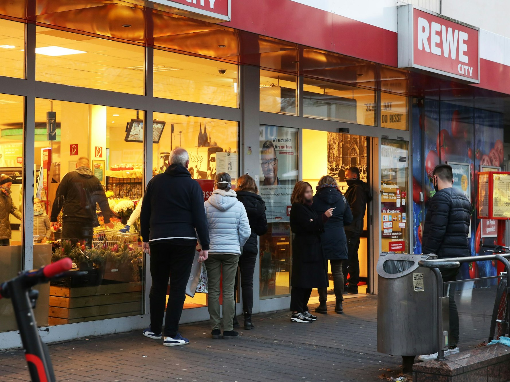 Eine Rewe-Filiale in Köln