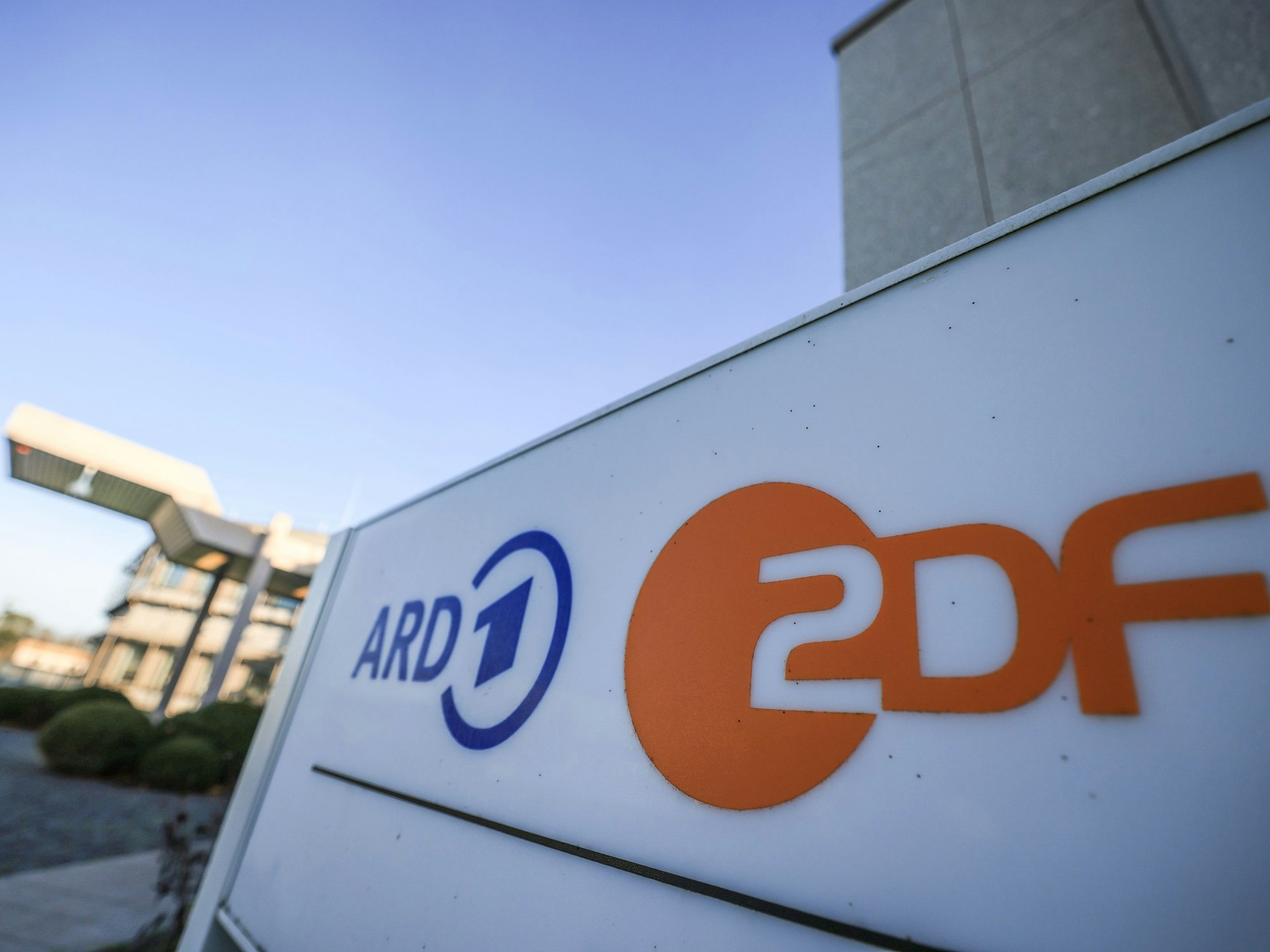 Der Beitragsservice von ARD, ZDF und Deutschlandradio in Köln.