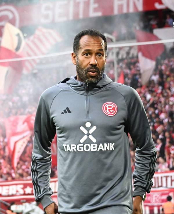 Daniel Thioune beim Relegations-Rückspiel.