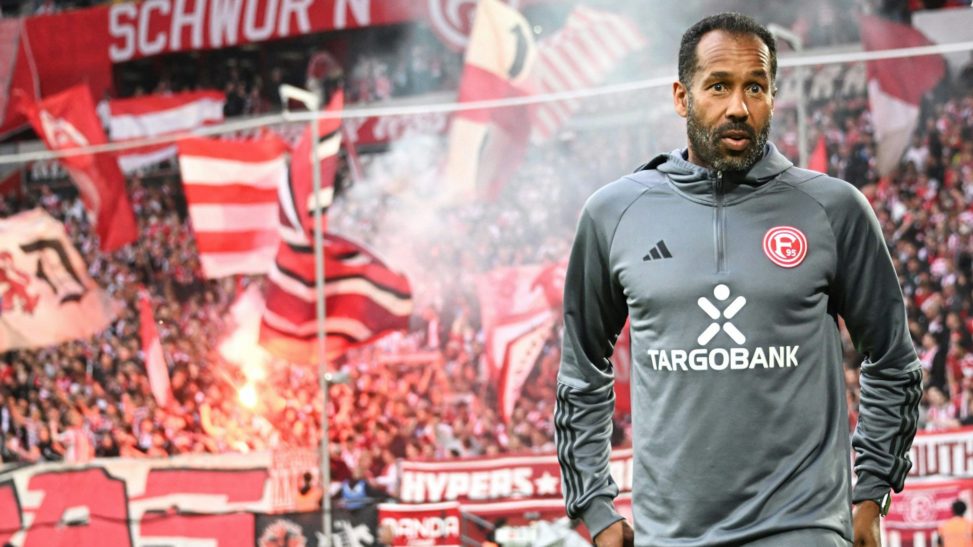 Daniel Thioune beim Relegations-Rückspiel.