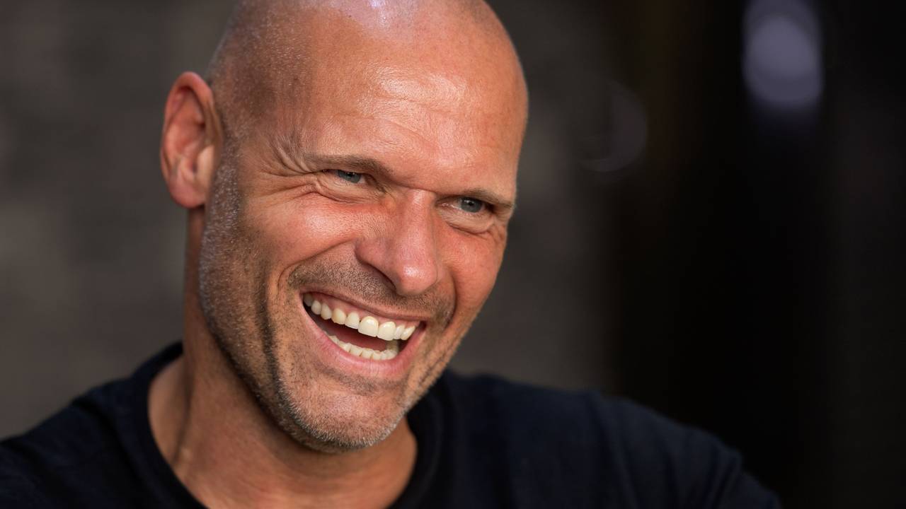 Der ehemalige Bundesliga-Fußballer Thorsten Legat, hier während eines Interviews am 17. Juli 2018, ist beim Sommer-Dschungelcamp 2024 dabei.