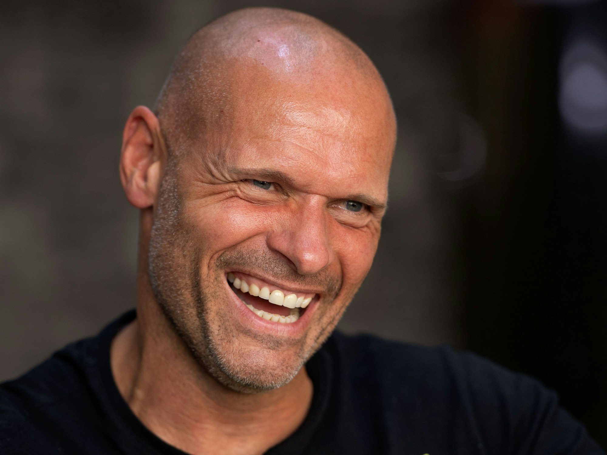 Der ehemalige Bundesliga-Fußballer Thorsten Legat, hier während eines Interviews am 17. Juli 2018, ist beim Sommer-Dschungelcamp 2024 dabei.