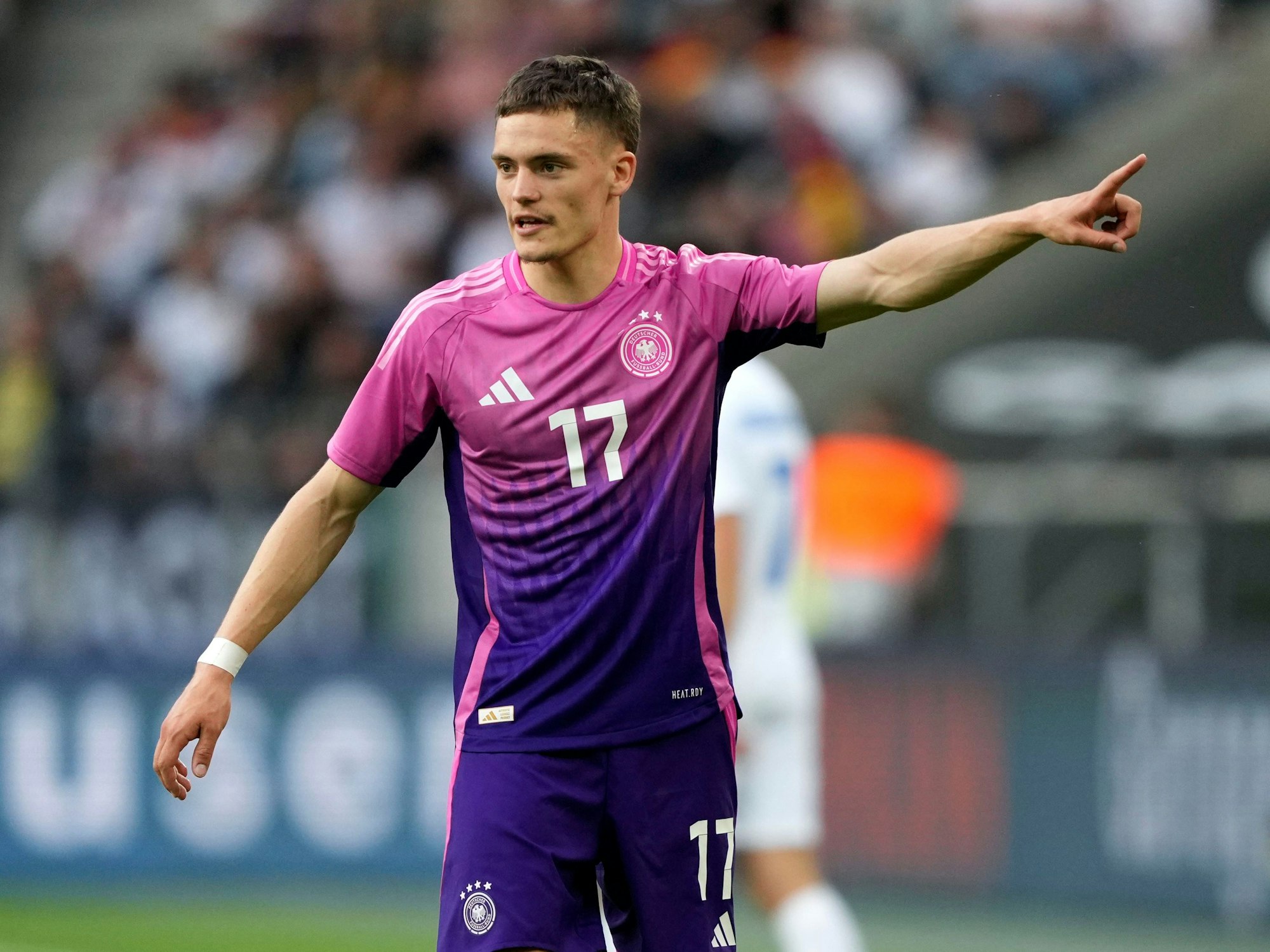 Deutschlands Florian Wirtz in Aktion.