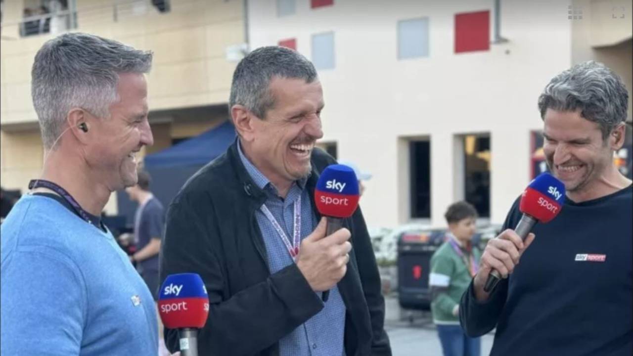 Beim WM-Start in Bahrain begruben sie das Kriegsbeil: Sky-Experte Ralf Schumacher mit RTL-Kollege Günther Steiner und Sky-Moderator Peter Hardenacke (v.l.).