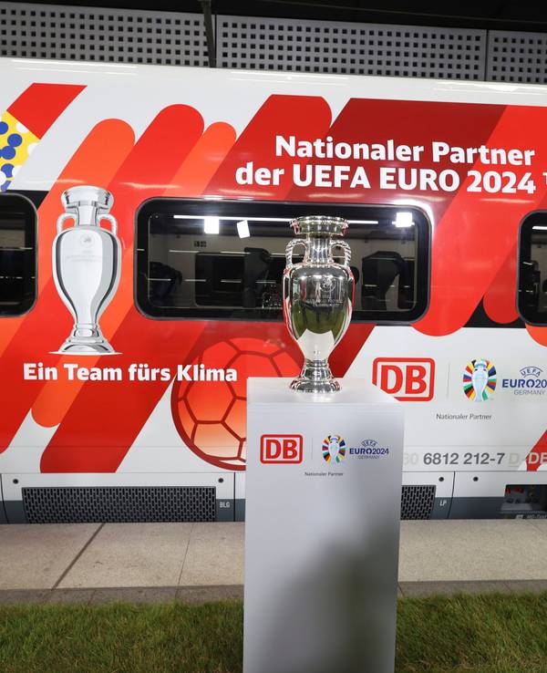 Partnerschaft zwischen Deutscher Bahn (DB) und der UEFA zur Europameisterschaft 2024.