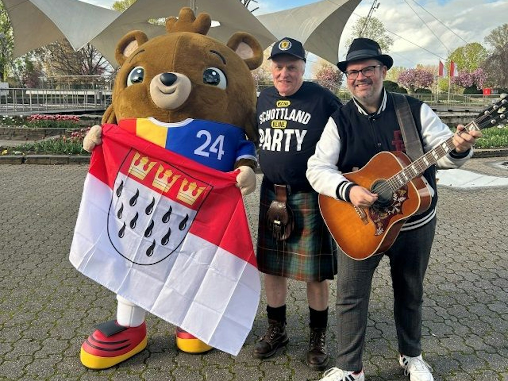 Björn Heuser mit Ted Christopher und Albärt.