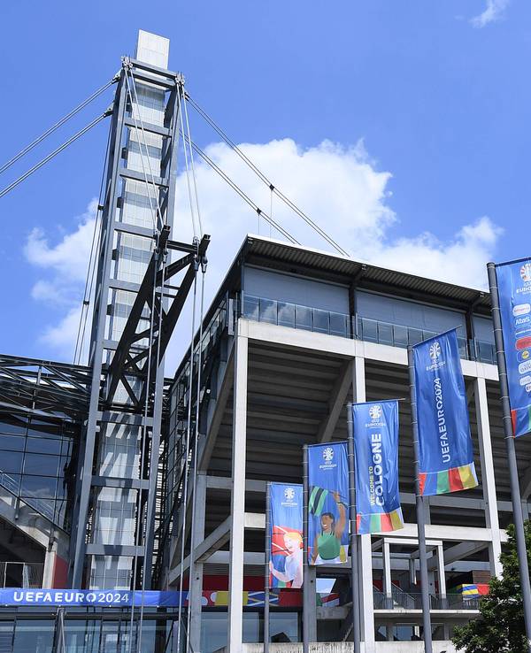 Das Rhein-Energie-Stadion vor der EM 2024.
