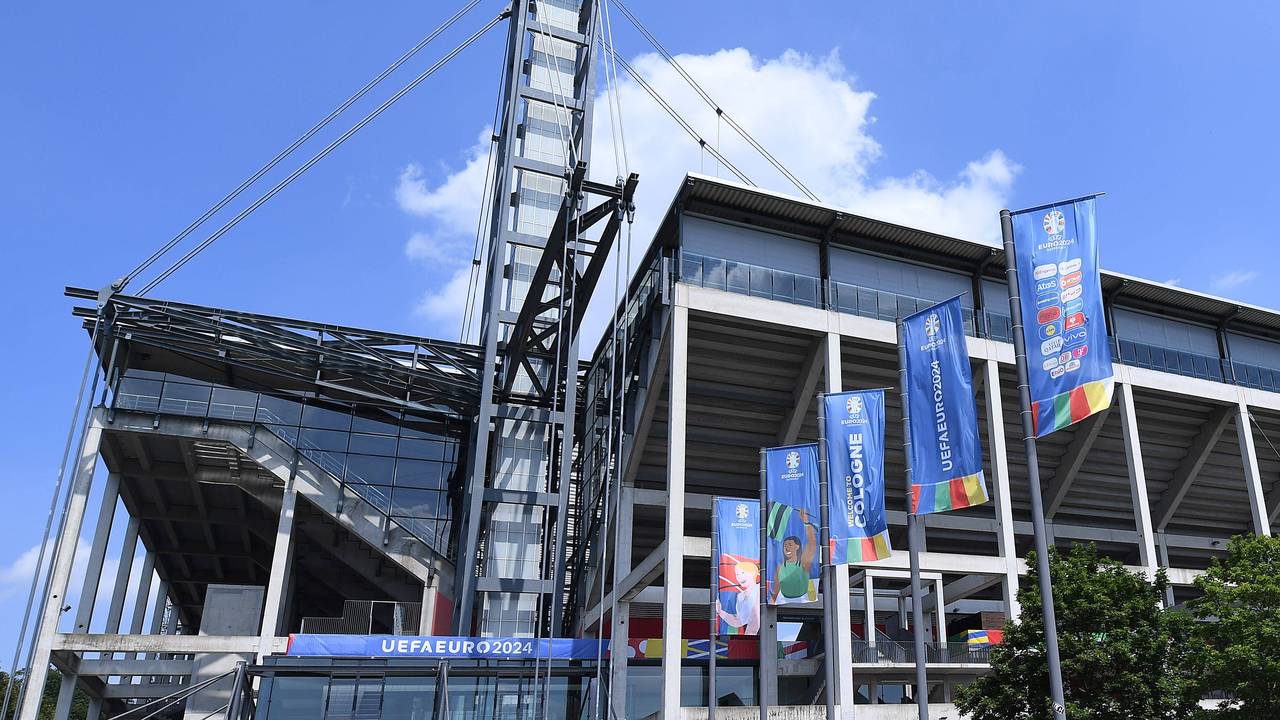 Das Rhein-Energie-Stadion vor der EM 2024.