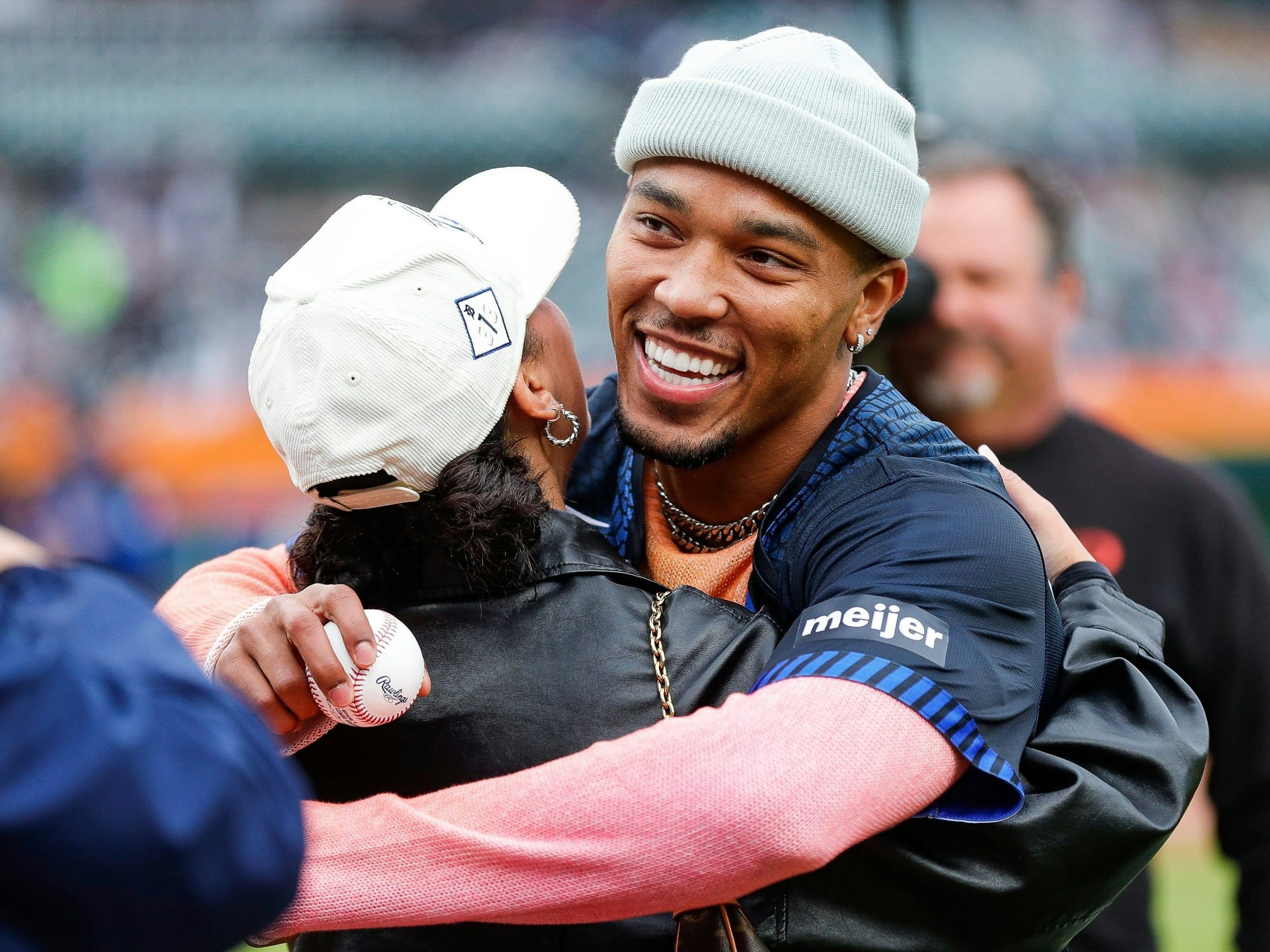 Amon Ra St. Brown, hier am 11. Mai 2024, ist aktuell zu Besuch in seiner Heimat in Köln.