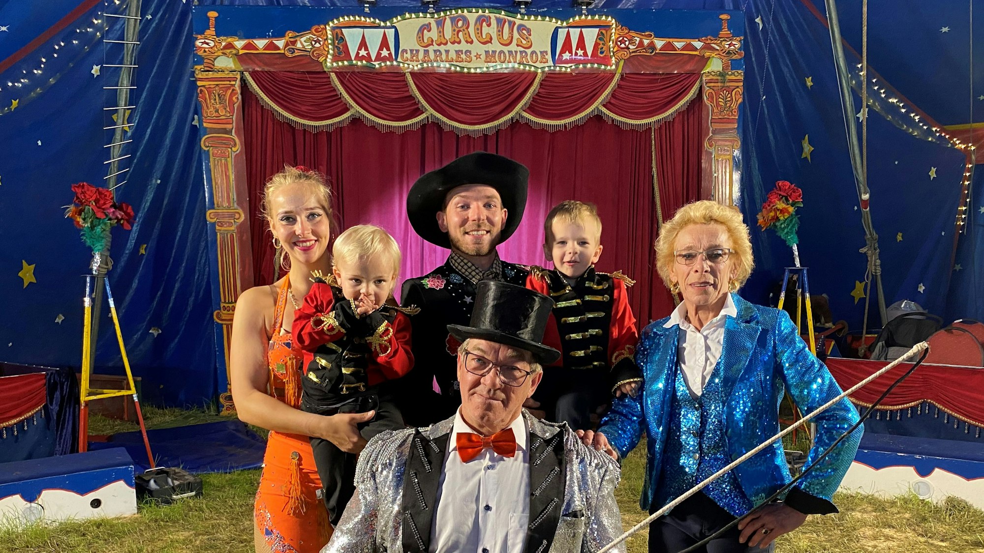 Die Familie Monroe vom Kölner „Circus Charles M“onroe