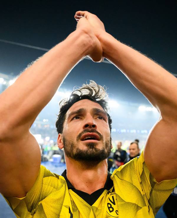 Dortmunds Mats Hummels jubelt nach dem Sieg.