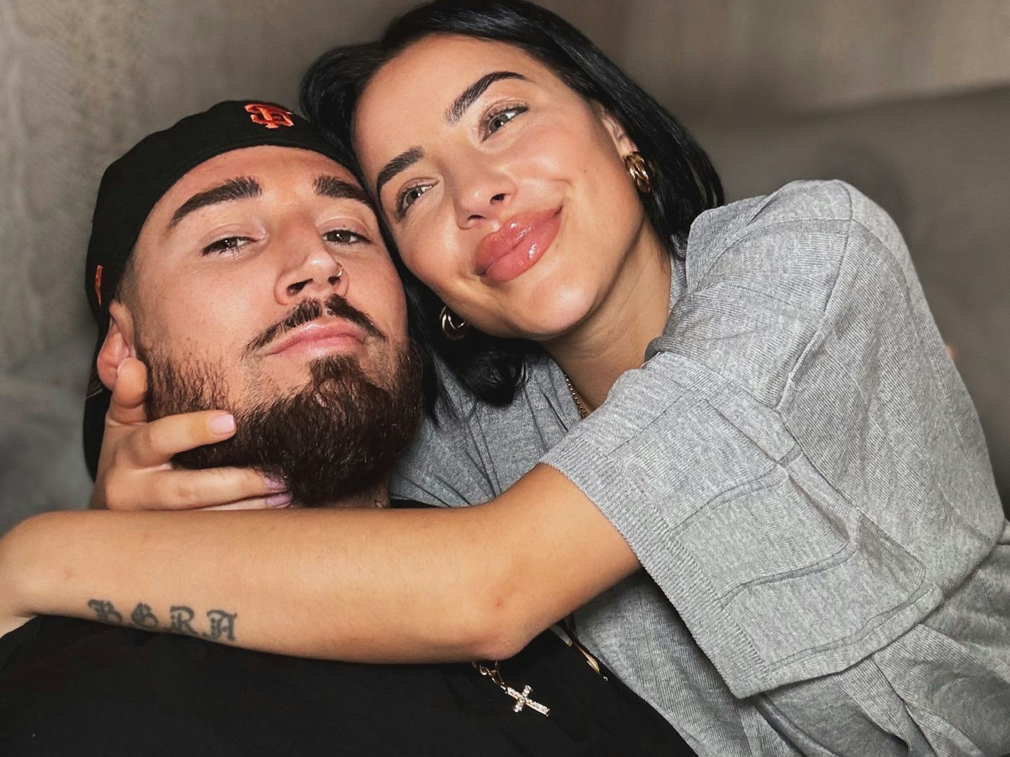 Mike und Leyla lächeln in die Kamera. Das Foto hatte Mike Heiter im Sommer 2024 auf seinem Instagram-Account hochgeladen.