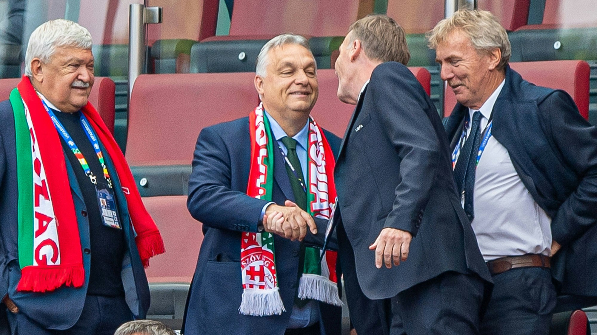 Viktor Orbán mit Hans-Joachim Watzke.