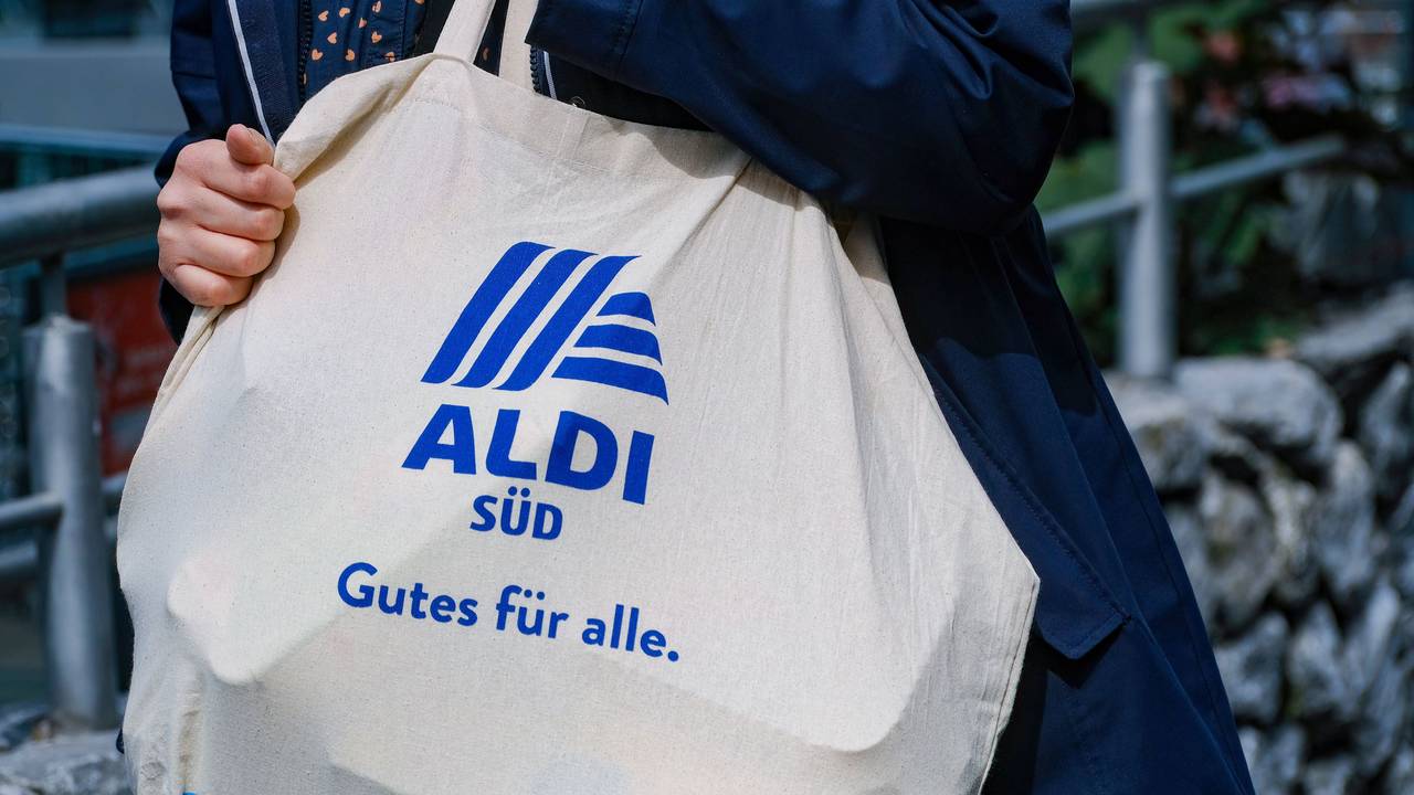 Llobe, ein E-Bike-Hersteller aus NRW, der unter anderem Aldi beliefert hat (Symbolbild), musste Insolvenz anmelden.