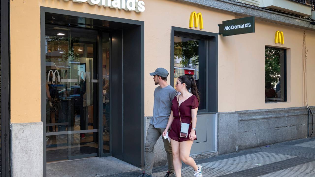 Eine McDonald's-Filiale in Spanien, Madrid.