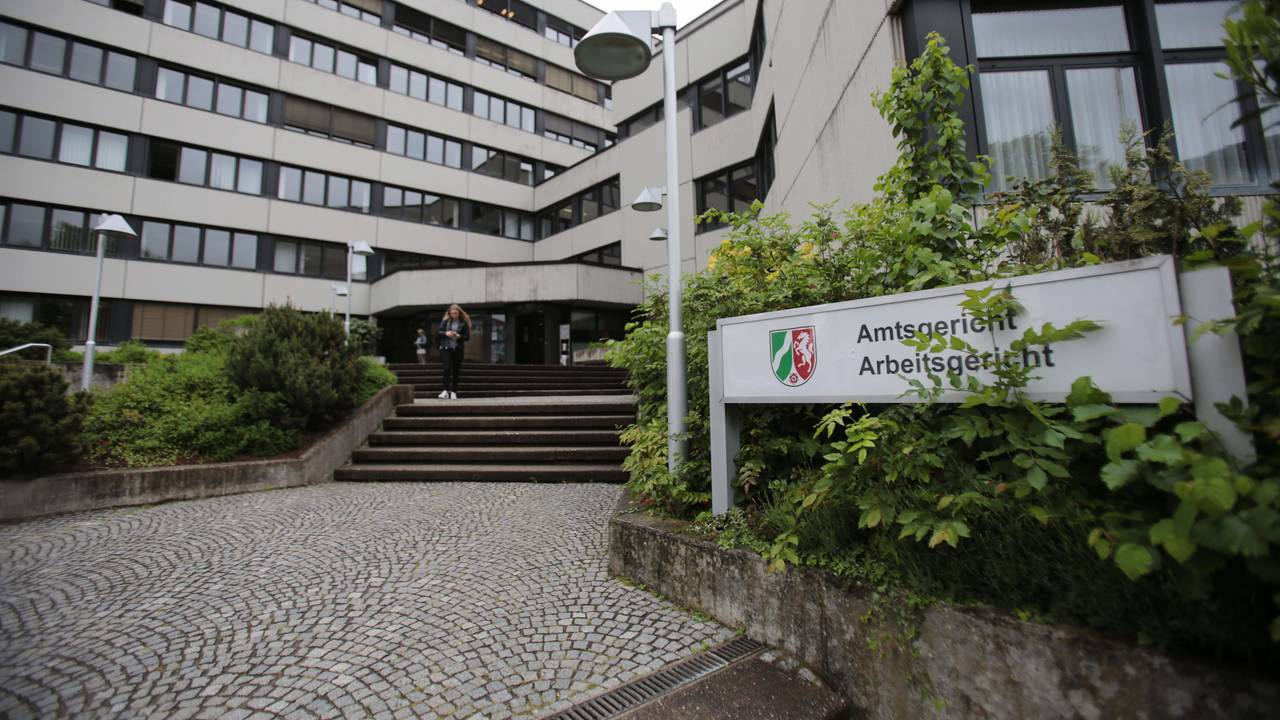 Das Amtsgericht und Arbeitsgericht, fotografiert am 17. Mai 2016 in Siegburg (Nordrhein-Westfalen).