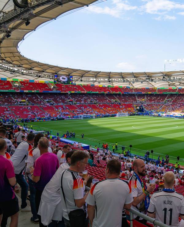Das Stuttgarter EM-Stadion vor dem Gruppen-Duell zwischen Deutschland und Ungarn am Mittwoch (19. Juni 2024).