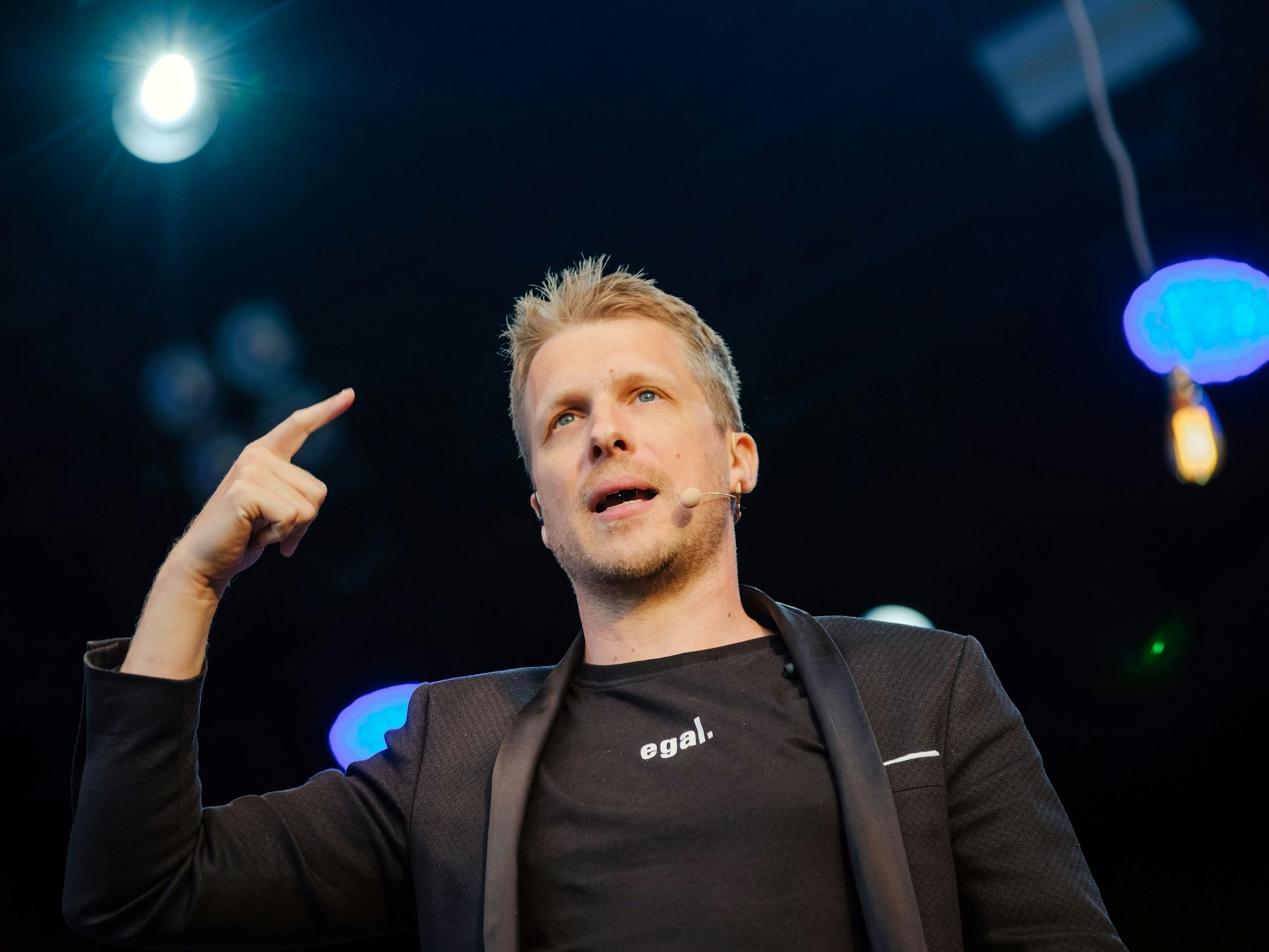 Oliver Pocher versuchte, die junge Laura Wontorra zur Vernunft zu bringen.