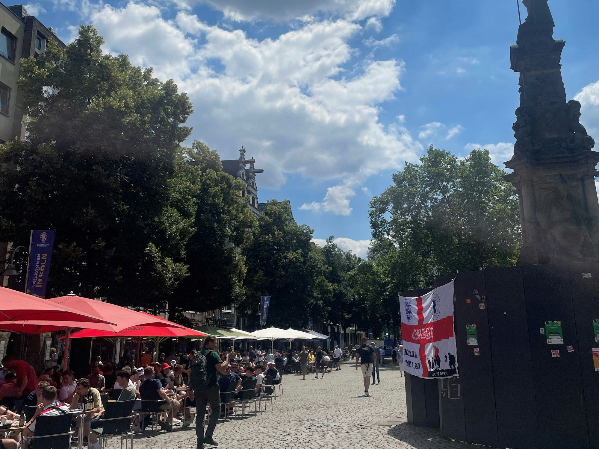 England-Fans am Alter Markt.