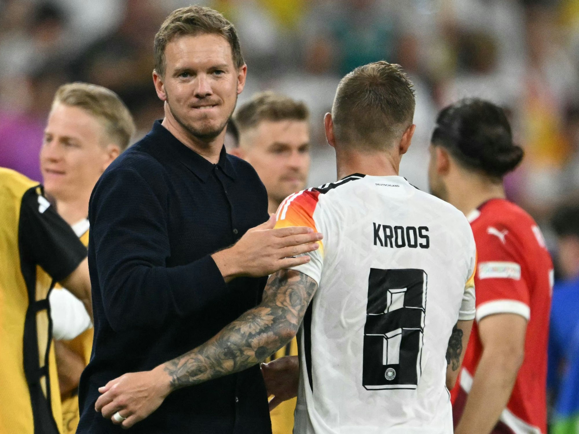 Julian Nagelsmann mit Toni Kroos.