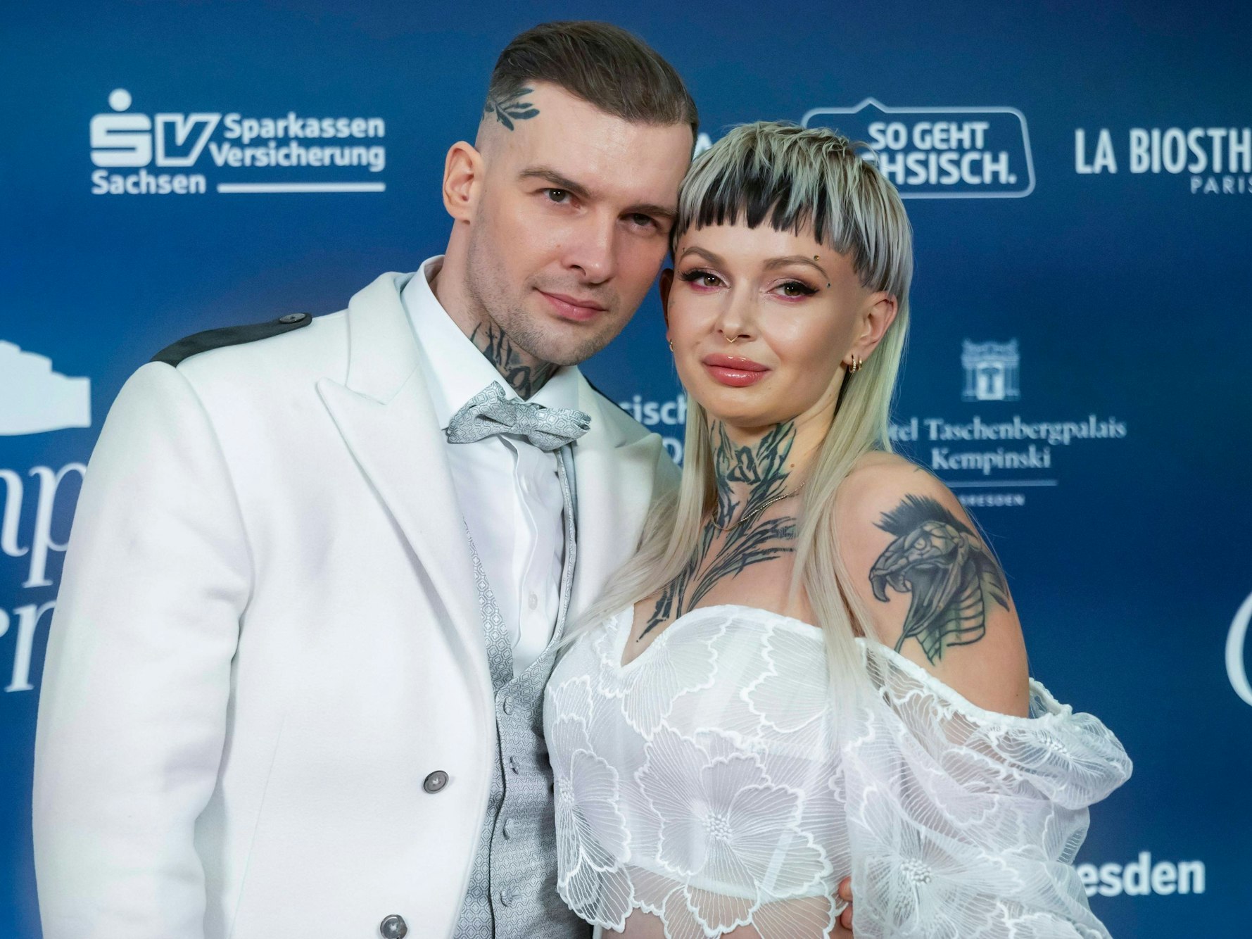 Ein Paar mit Ecken und Kanten: Eric und Edith Stehfest, hier beim Semperopernball 2024 in Dresden, nahmen gemeinsam am Sommer-Dschungelcamp von RTL teil.