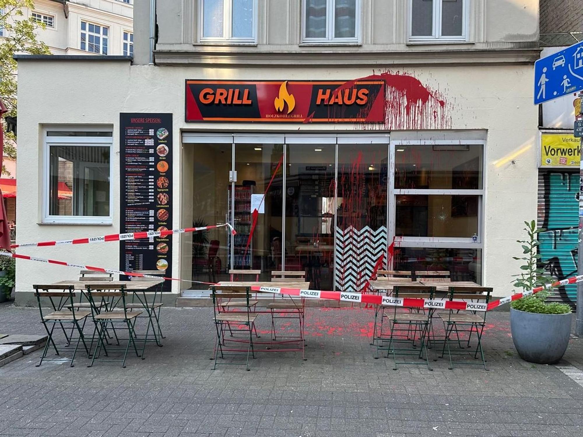 Das Restaurant Grill Haus wurde Opfer einer Farbattacke.