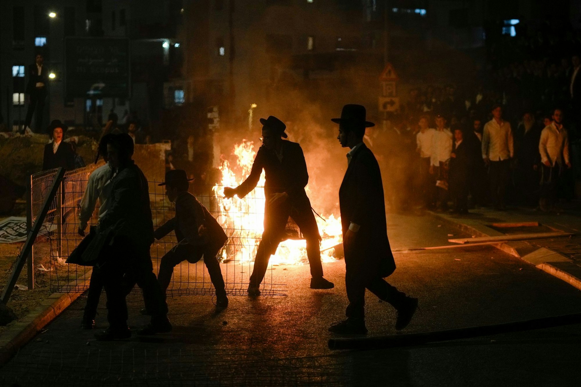 Ausschreitungen in Jerusalem: Das Gerichtsurteil zur Wehrpflicht sorgt für Wut bei Orthodoxen. 
