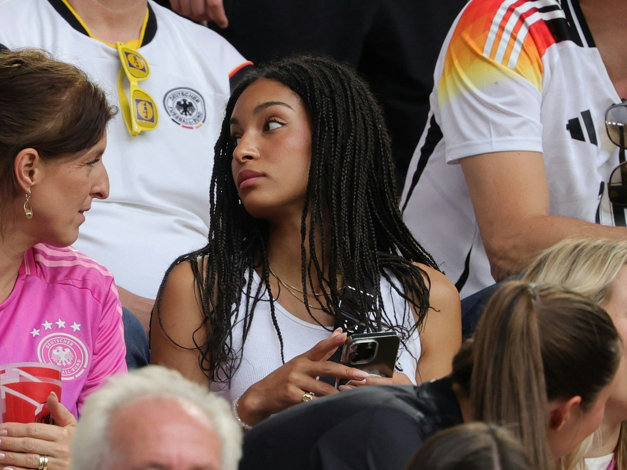 Aaliyah, Freundin von Deutschlands Florian Wirtz.