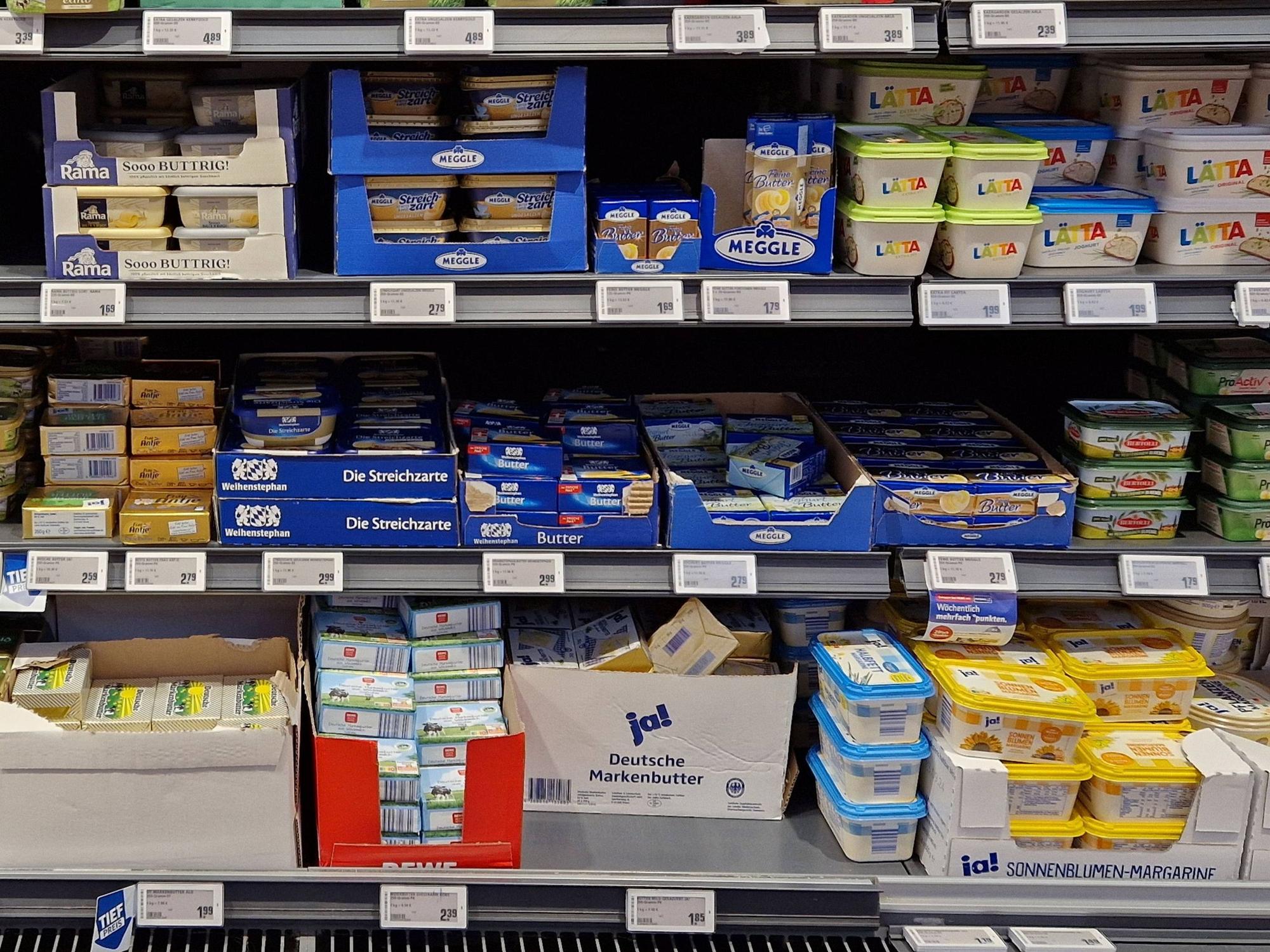Viele Lebensmittel in den Supermärkten sind teurer geworden – ein Produkt hat nun aber den Vogel abgeschossen (Symbolbild). Zum Glück nur ein Fehler.
