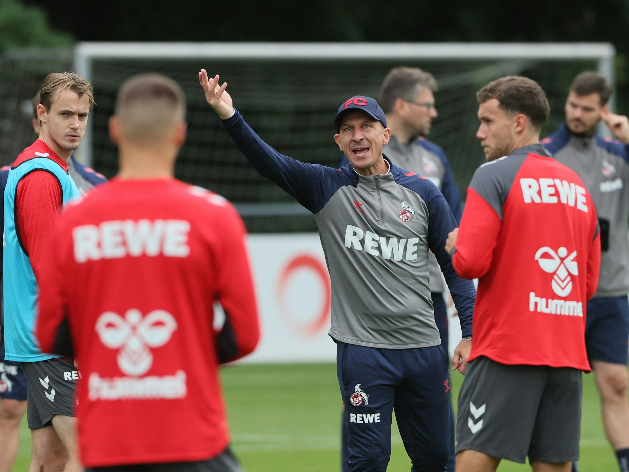 Gerhard Struber im Training des 1. FC Köln.