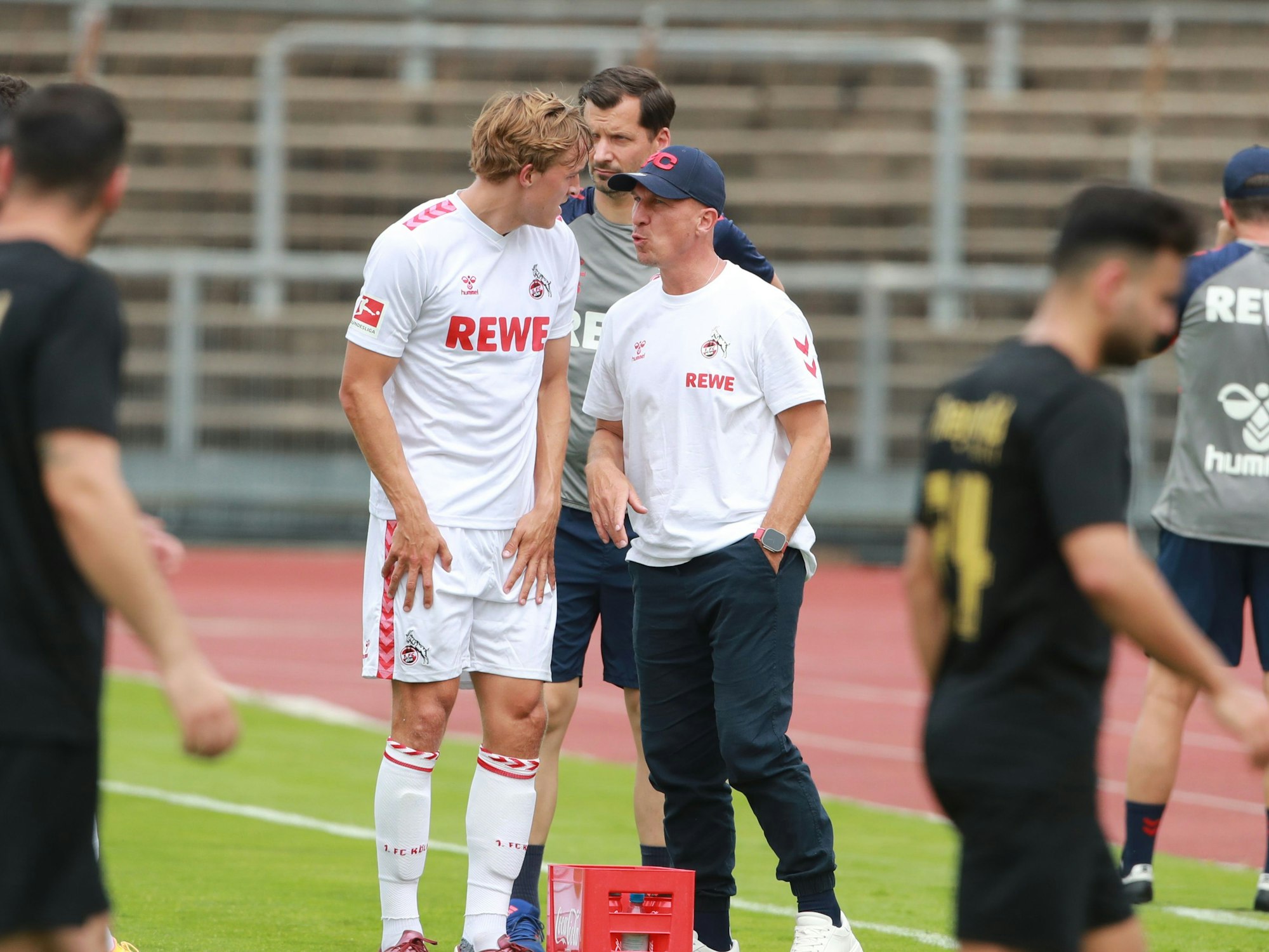 Testspiel im Südstadion, 1. FC Köln gegen VfL Rheingold 1912 Köln-Poll mit Timo Hübers und Gerhard Struber