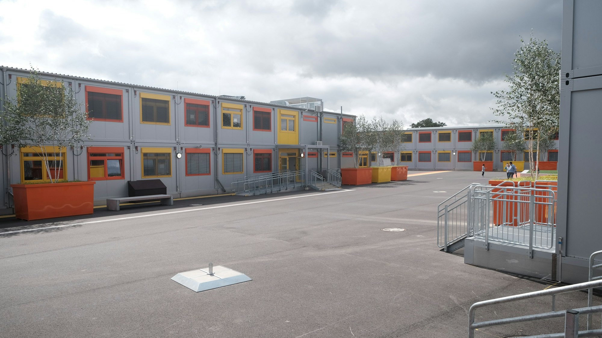 Das Dreikönigsgymnasium ist derzeit noch in Containern untergebracht.