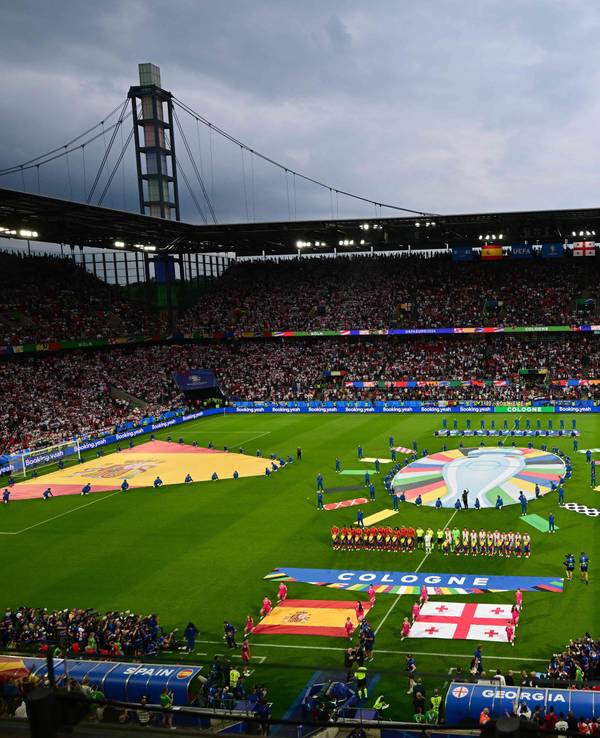 Das Cologne Stadium vor dem Anpfiff des EM-Achtelfinales Spanien gegen Georgien.