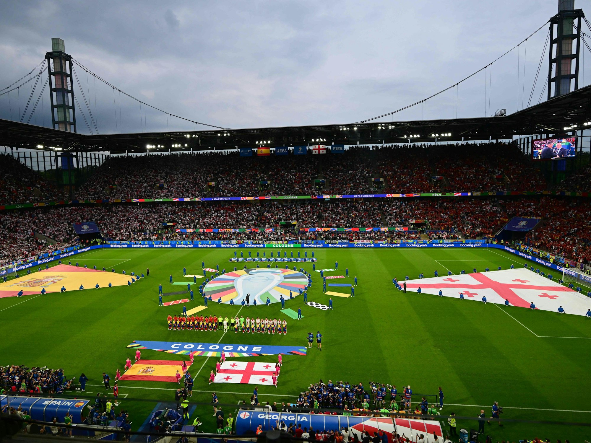 Das Cologne Stadium vor dem Anpfiff des EM-Achtelfinales Spanien gegen Georgien.