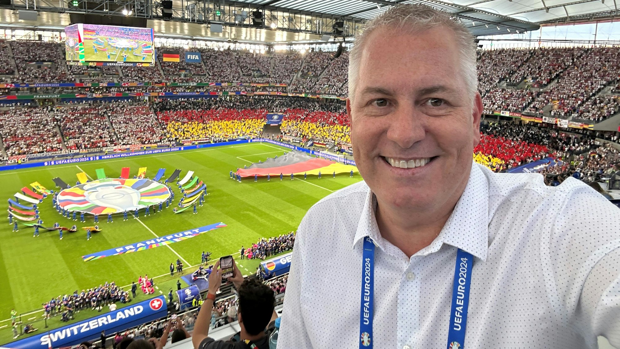 Selfie Marcel Schwamborn im Stadion.
