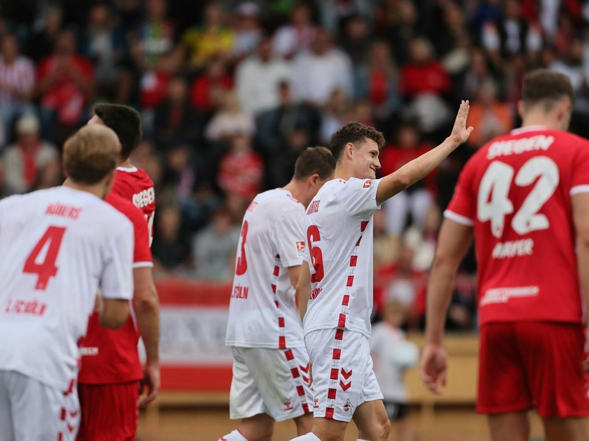 Eric Martel trifft gegen Siegen.