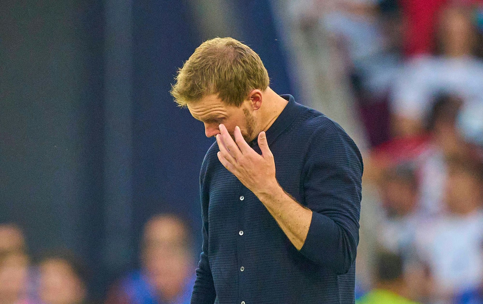 Julian Nagelsmann weint nach dem Spiel gegen Spanien.